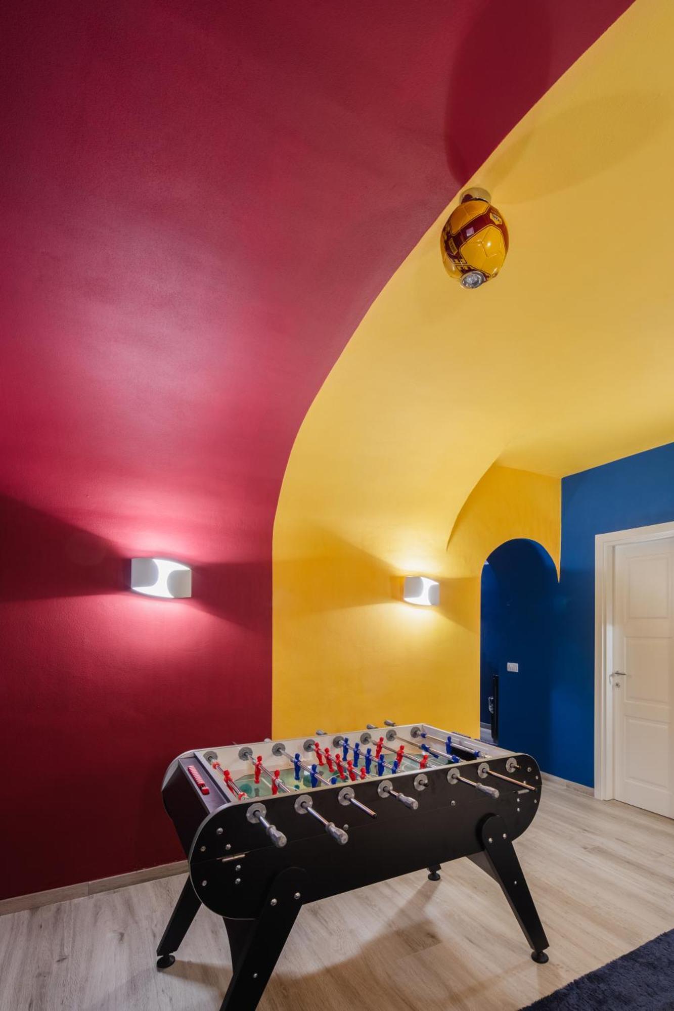 Pop-art Design Apartment *