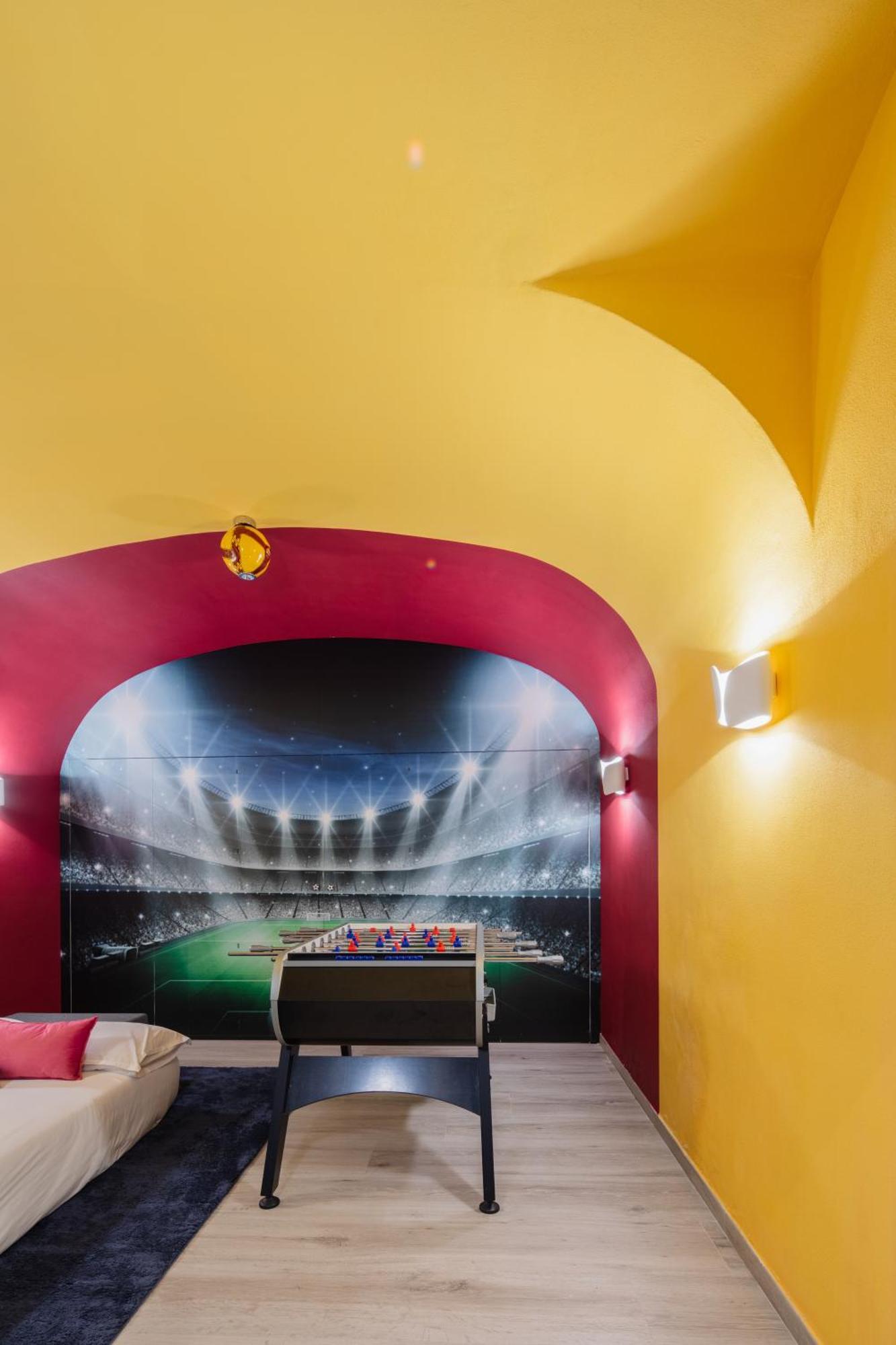 Pop-art Design Apartment Rome